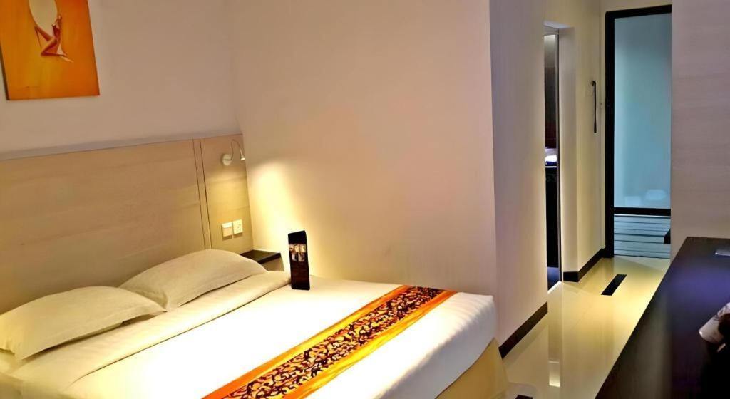 89 Hotel Batam Nagoya Exterior foto